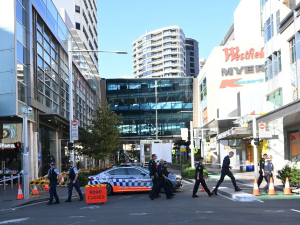 Идентификован нападач из тржног центра у Сиднеју, полиција наводи да је имао психичке проблеме