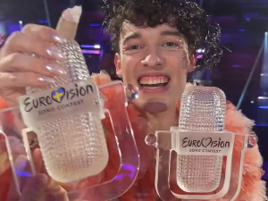 Немо победио на „Песми Евровизије“ па сломио трофеј, кући однео резервни