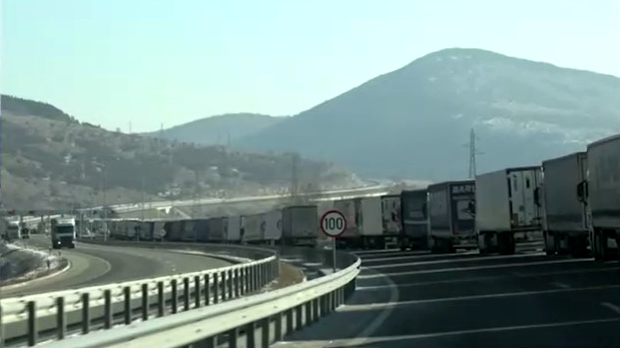 Јагоде и камиони - шта спречава извоз српског воћа