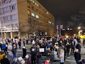 Дванаести протест СПН-а завршен шетњом до студената који блокирају Бирчанинову и Кнеза Милоша