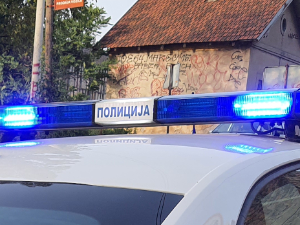Убијен мушкарац у Јарку код Сремске Митровице, потрага за двојицом осумњичених
