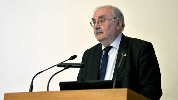 L’Accademia non è un partito politico, ma ha voce in capitolo