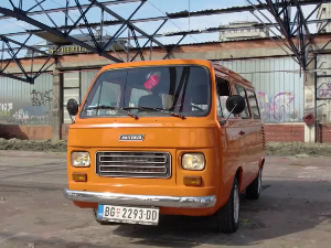 Наранџасти комби звани жеља – у Заставиној „хипи машини“ на турнеју по бившој Југославији