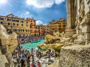 Италијани муку муче са бахатим и неодговорним туристима