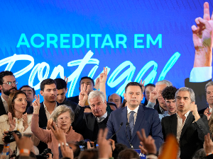 Блага победа десног центра на изборима у Португалији, мањинска влада извесна 
