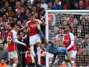 Астон Вила изненадила Арсенал у дербију Премијер лиге - Сити на врху табеле