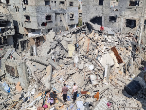 Чека се одговор Хамаса на предлог о прекиду ватре; УН упозорава да ће обнова Газе коштати 30 до 40 милијарди долара