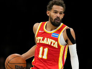 Треј Јанг ван терена месец дана Треј Јанг ван терена месец дана