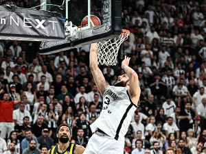 Фенербахче на корак до триплете, Бешикташ у тешкој позицији (Twitter.com / Besiktas Fibabank) Фенербахче на корак до триплете, Бешикташ у тешкој позицији
