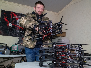 Зеленски: Најтежа ситуација у Покровску, бранимо позиције у Купјанску; Путин: Непријатељ је опкољен у два места (Tanjug/AP / Andrii Marienko) Зеленски: Најтежа ситуација у Покровску, бранимо позиције у Купјанску; Путин: Непријатељ је опкољен у два места