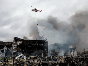 Москва објавила колико ће трајати прекид ватре због уласка новинара у опкољене градове (EPA / SERGEY DOLZHENKO) Москва објавила колико ће трајати прекид ватре због уласка новинара у опкољене градове