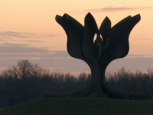 Пуповац: Истрајаћемо на тужби због негирања злочина НДХ у Сабору; Арбутина: Те снаге добијају све више гласова Пуповац: Истрајаћемо на тужби због негирања злочина НДХ у Сабору; Арбутина: Те снаге добијају све више гласова