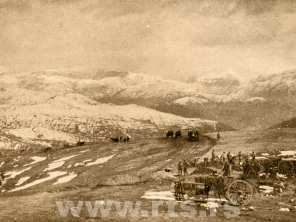 Пут кроз Албанију водио је преко планинских врхова покривених снегом