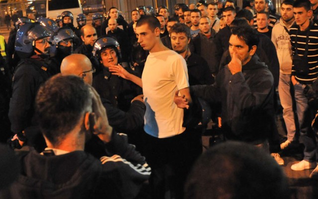 ultras_serbia_scontri_21.jpg