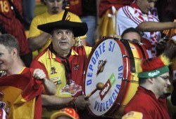 Spanski-navijac-Manolo.jpg Spanski-navijac-Manolo.jpg