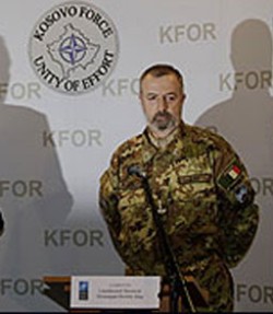 NATO Kosova’da Asker Sayısını Azaltıyor