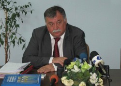 7640729_b.jpg