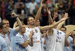 Kosarkasi-zlato-2.jpg Kosarkasi-zlato-2.jpg