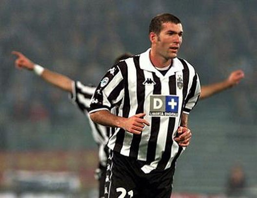 Zidane_Juventus.jpg Zidane_Juventus.jpg