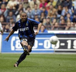 ronaldo.jpg ronaldo.jpg