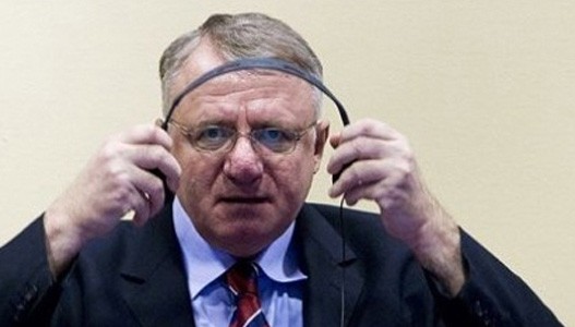 seselj-527.jpg seselj-527.jpg