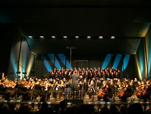 Simfonijski-orkestar-i-Hor-.jpg Simfonijski-orkestar-i-Hor-.jpg