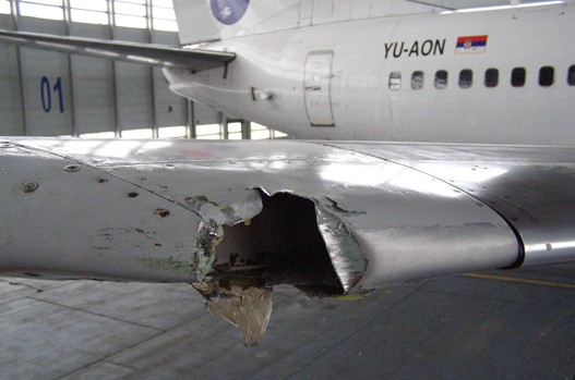 avion.jpg avion.jpg