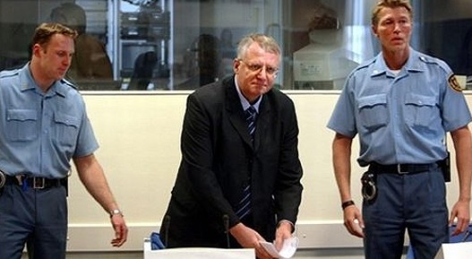 Seselj-0707110.jpg Seselj-0707110.jpg