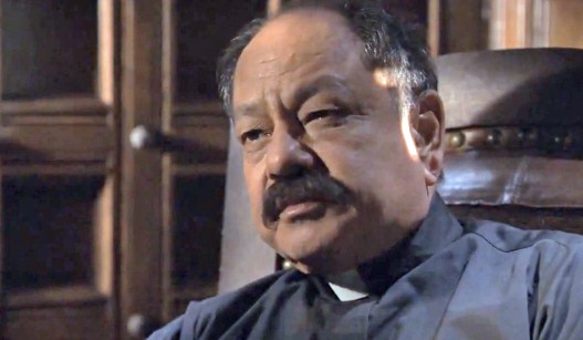 machete-4.jpg machete-4.jpg
