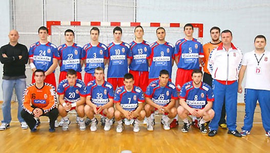 juniori_grupna_novisad.jpg juniori_grupna_novisad.jpg