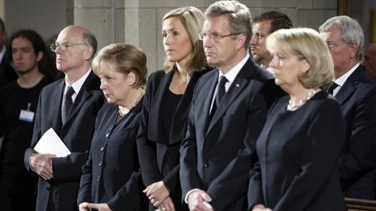 komemoracija-merkel--527.jpg komemoracija-merkel--527.jpg