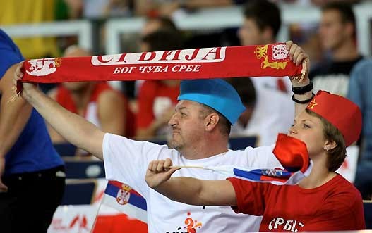 srbija_navijaci2.jpg
