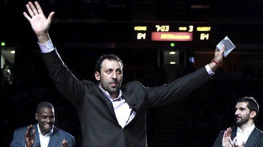 divac-retires.jpg
