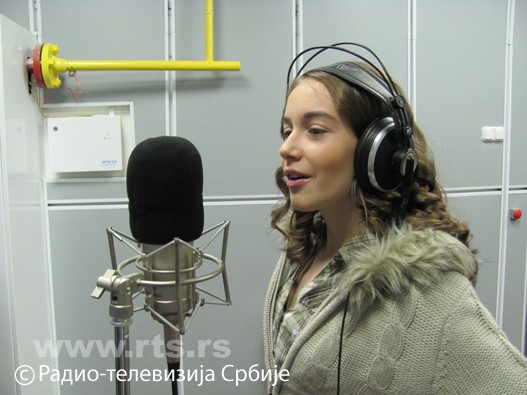 Sonja-Skoric-snimanje-pesme.jpg Sonja-Skoric-snimanje-pesme.jpg