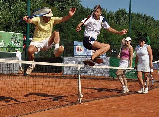 tenis.jpg tenis.jpg
