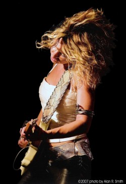 Ana Popovic.jpg