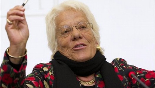 Del-Ponte-527.jpg Del-Ponte-527.jpg