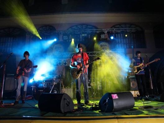 Jelen Top 10  turneja Sombor - Veliki prezir - 17.5..JPG