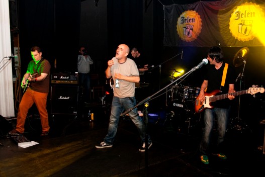 Najava Jelen Top 10 emisije - Darkwood Dub - 29.5..jpg