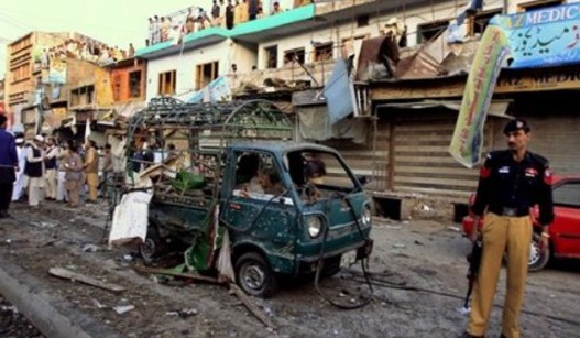 auto-bomba-pakistan.jpg