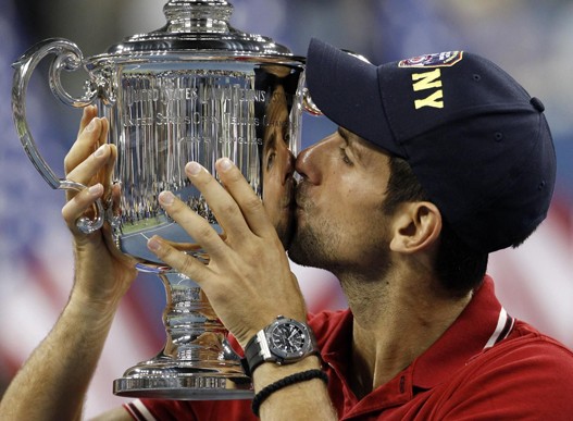 nole-pehar3.jpg nole-pehar3.jpg