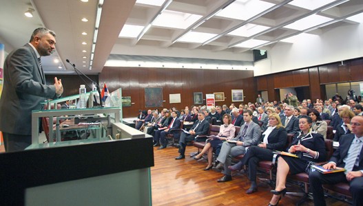 Dusan-Petrovic-527.jpg Dusan-Petrovic-527.jpg