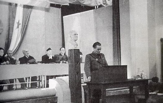 Tito-Avnoj-527.jpg