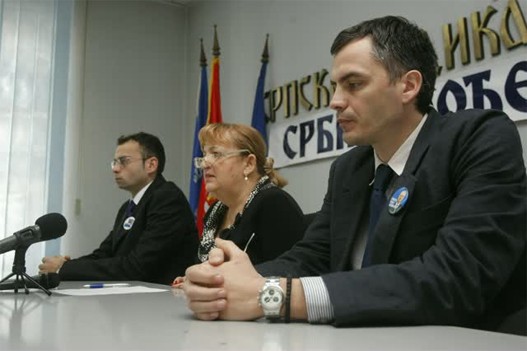 SRS-konferencija.jpg SRS-konferencija.jpg