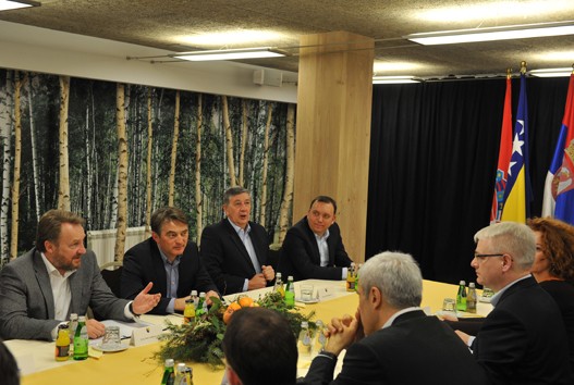 Trilateralni-sastanak.jpg Trilateralni-sastanak.jpg