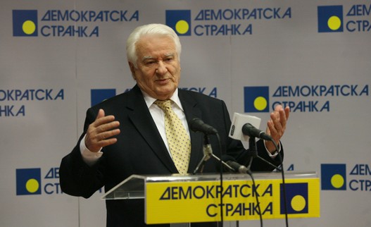 Dragoljub-Micunovic.jpg Dragoljub-Micunovic.jpg