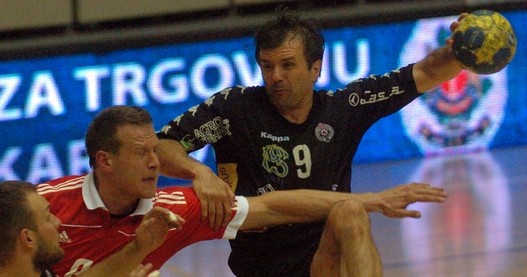 maksic.jpg
