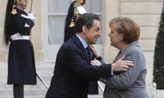 Nikola-Sarkozi-i-Angela-Mer.jpg Nikola-Sarkozi-i-Angela-Mer.jpg