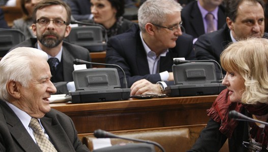 Parlament.jpg Parlament.jpg
