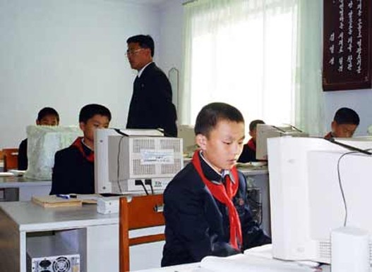 Skola--Severna-Koreja.jpg